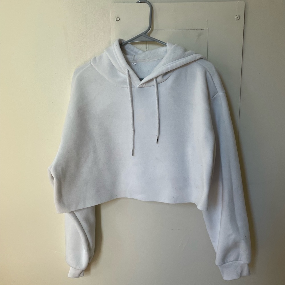 Cropped White Sweatshirt - Size L